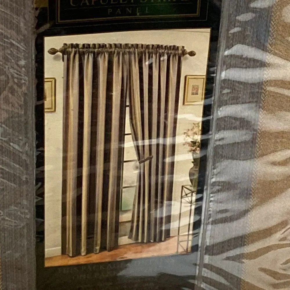 VTG VICTORIA CLASSES CAPULET STRIPE PANEL ONE PANEL SIZE 60”x84”